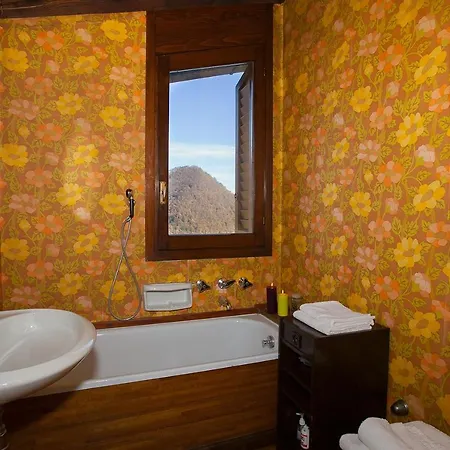 Villa Veglio Sleeps 6
