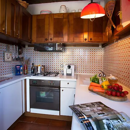 Villa Veglio Sleeps 6 Laglio