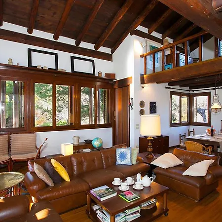 Villa Veglio Sleeps 6 Laglio